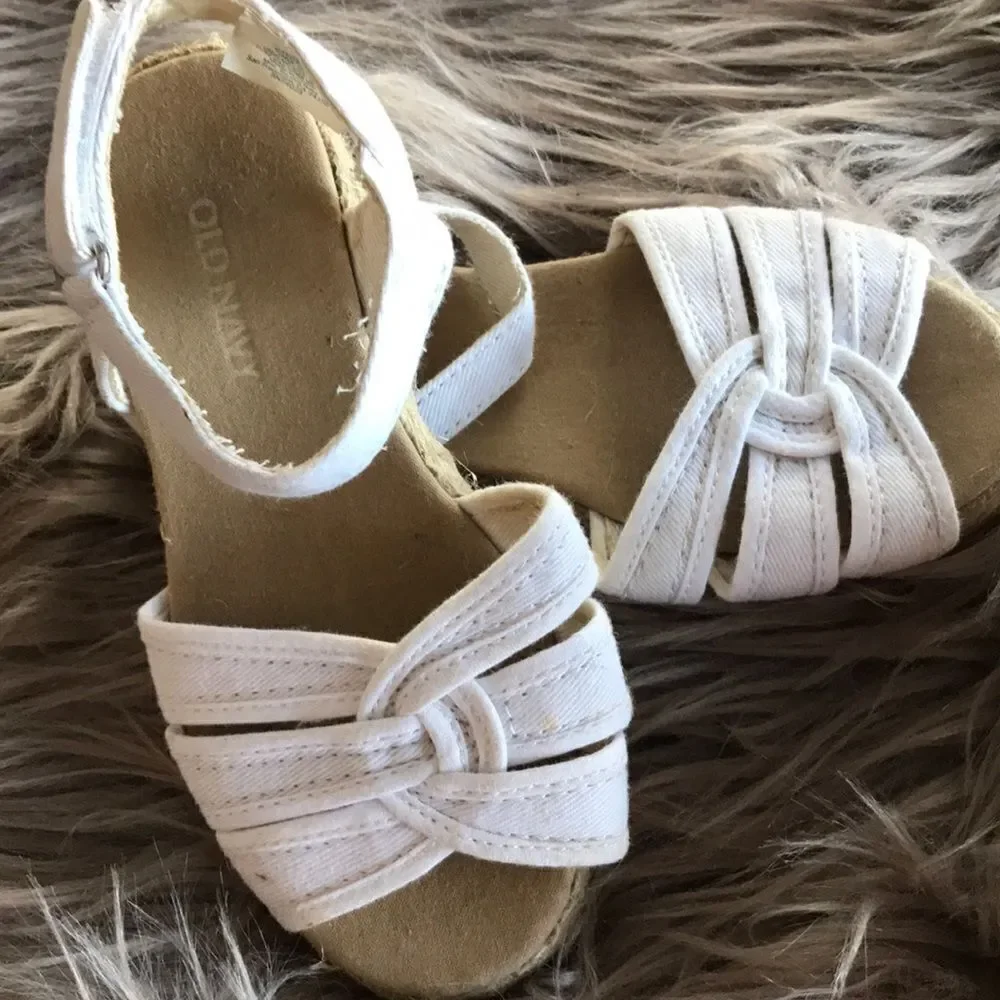 Lot of 3 Old Navy girls sandals shoes 2 sizes cute